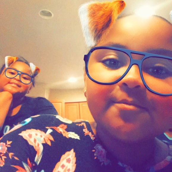 Hello, I’m Donishia! 🙋🏽‍♀️ - Picture 3 of 4